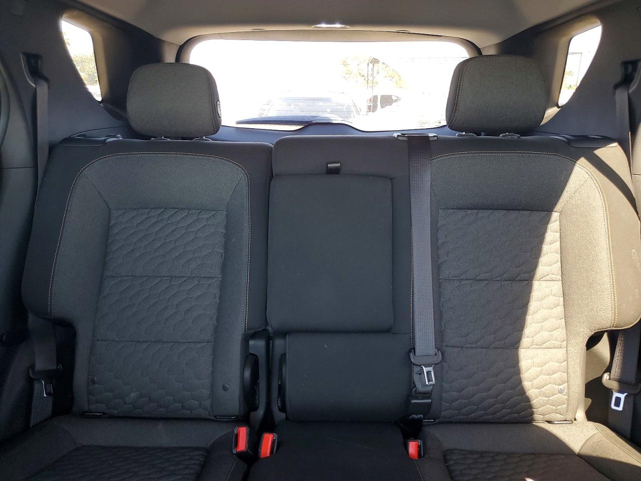 2019 CHEVROLET EQUINOX photo 19