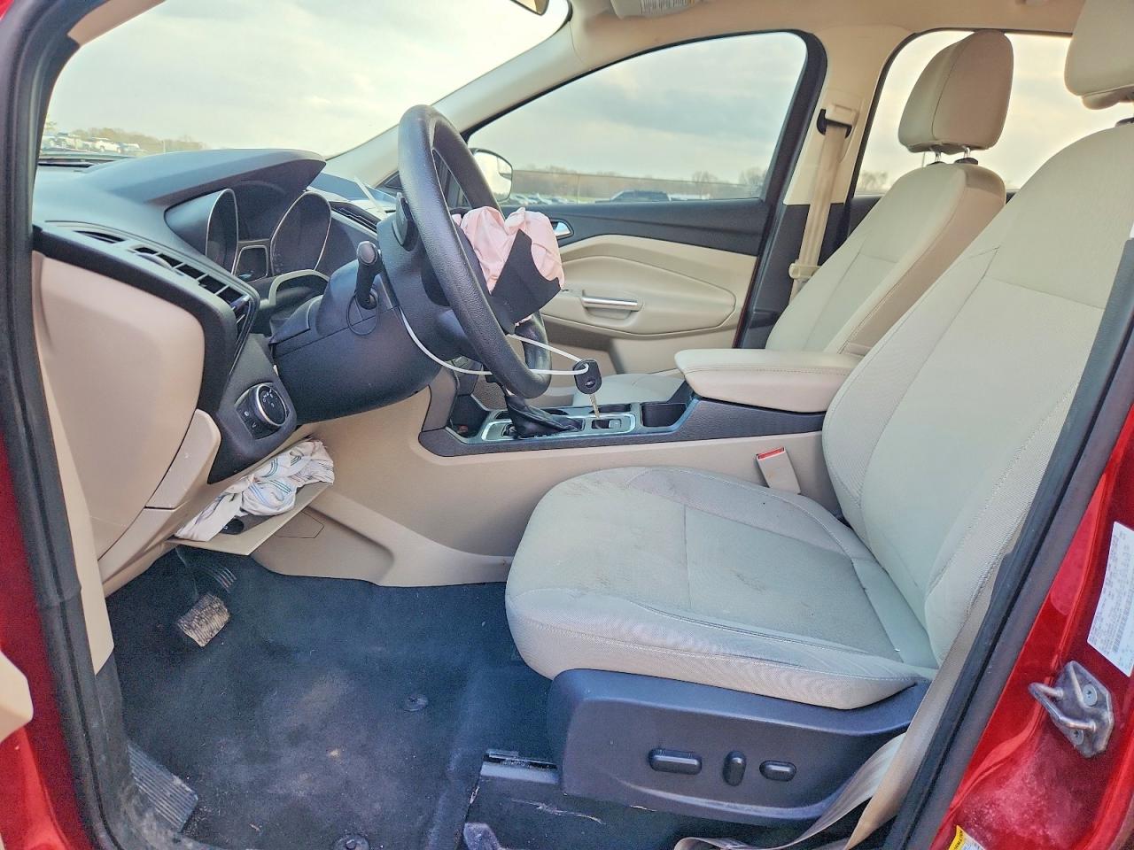 2017 FORD ESCAPE photo 13