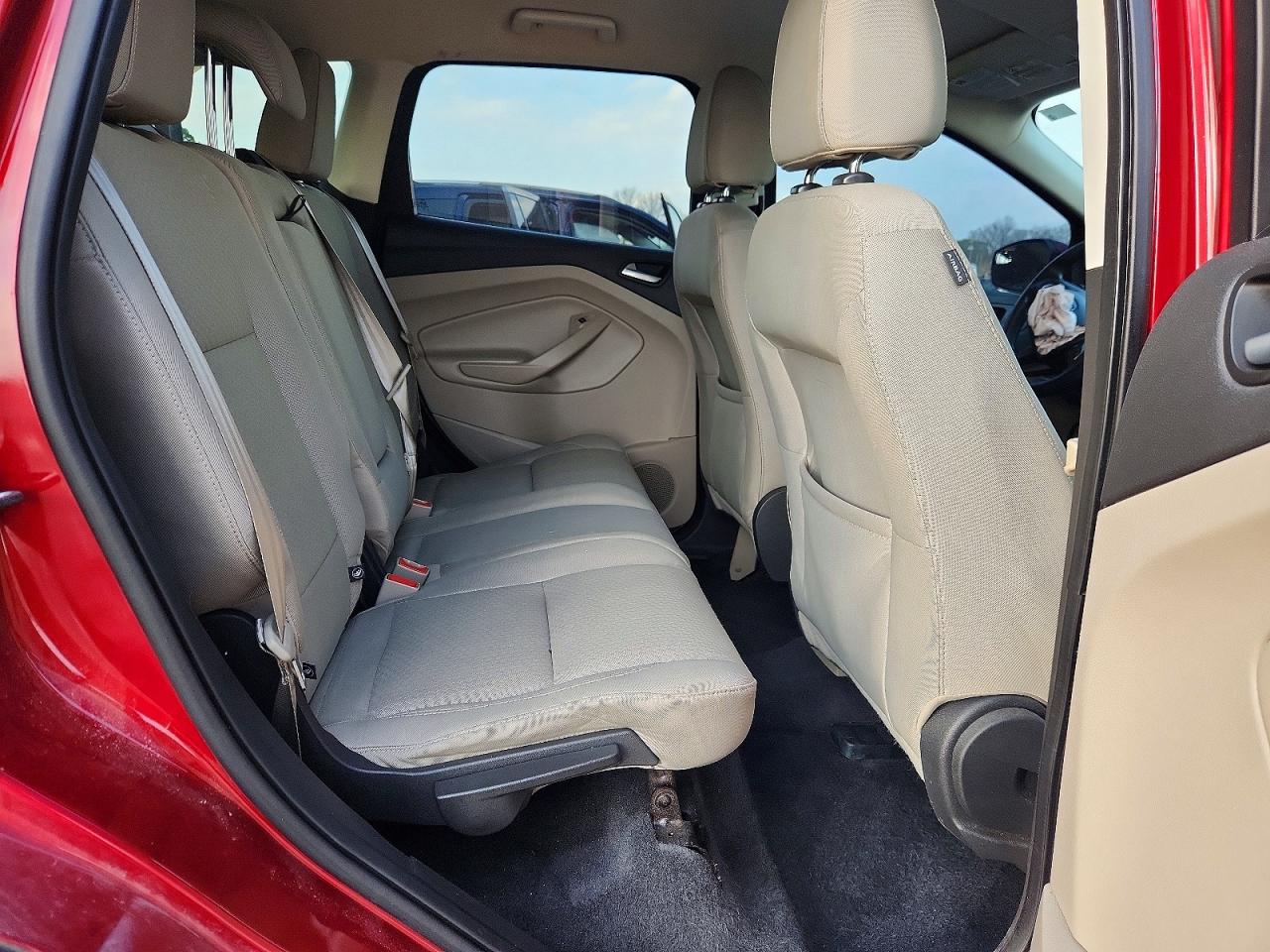 2017 FORD ESCAPE photo 19