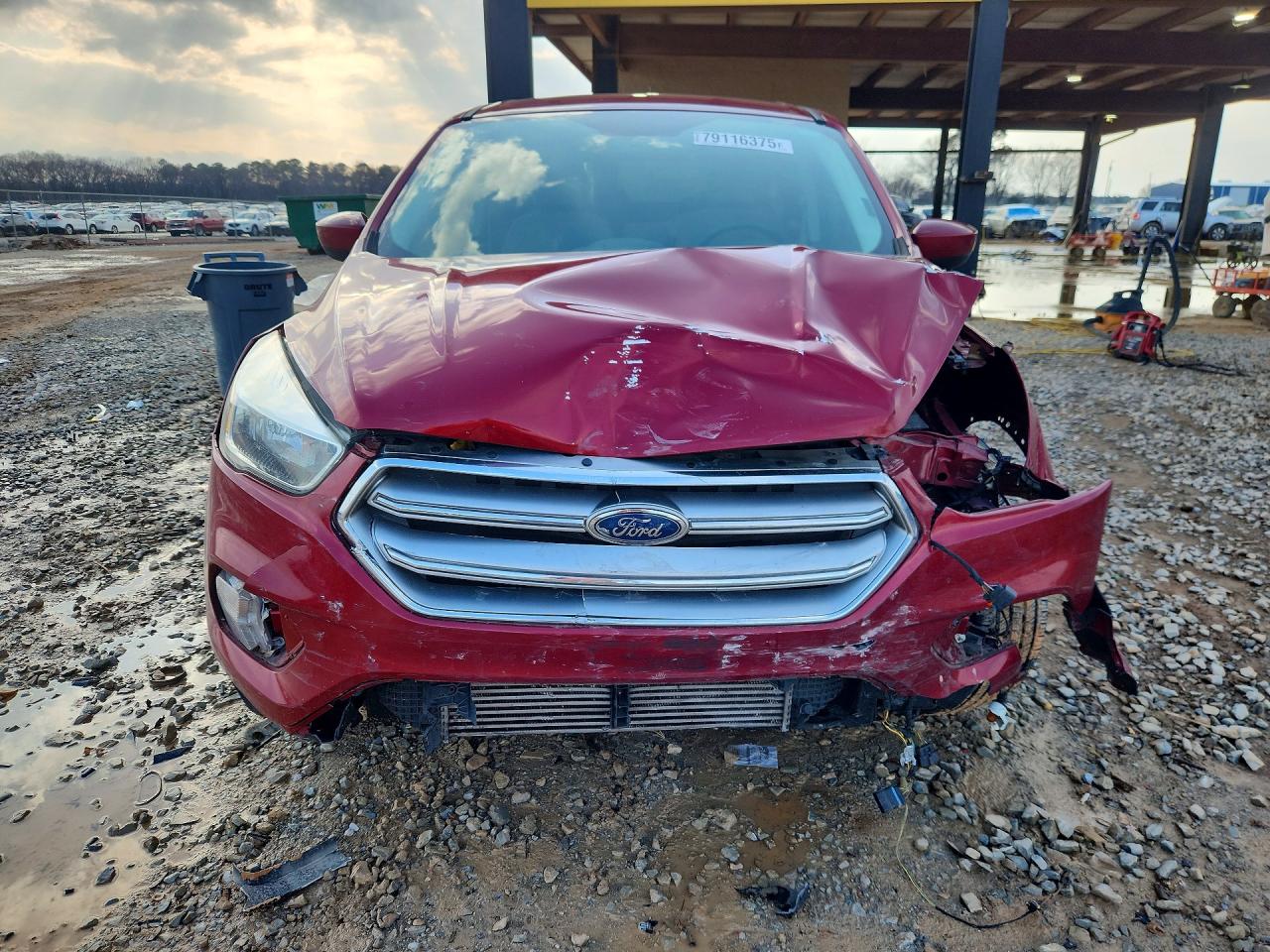 2017 FORD ESCAPE photo 9