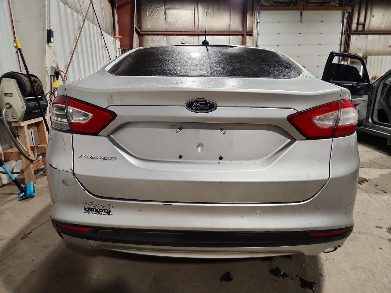 2013 FORD FUSION SE photo 6