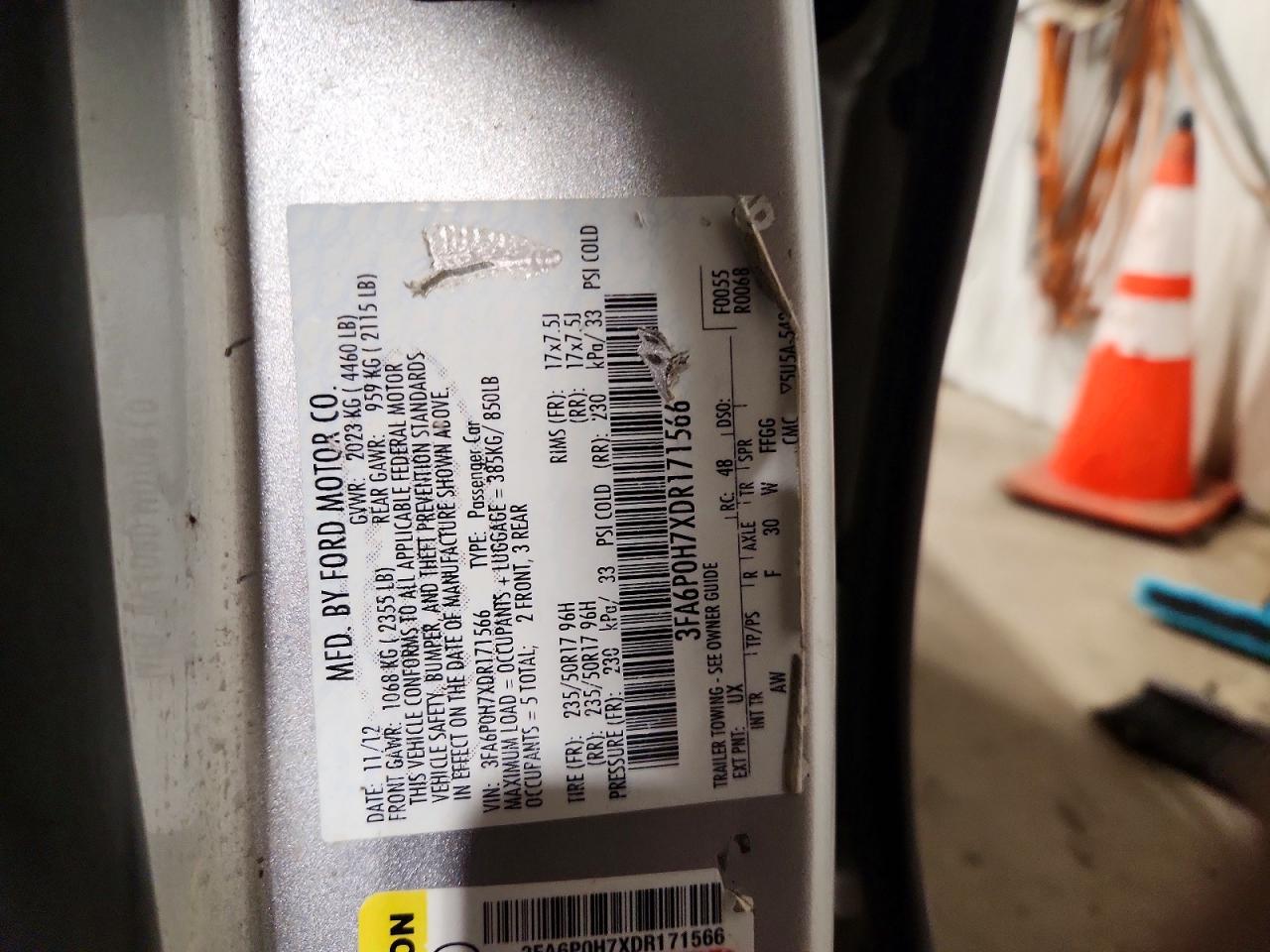 2013 FORD FUSION SE photo 12