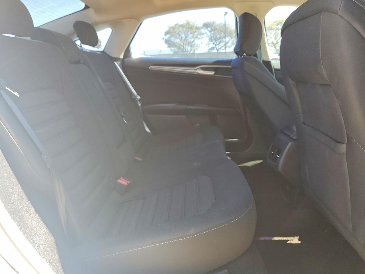 2017 FORD FUSION SE HYBRID photo 28