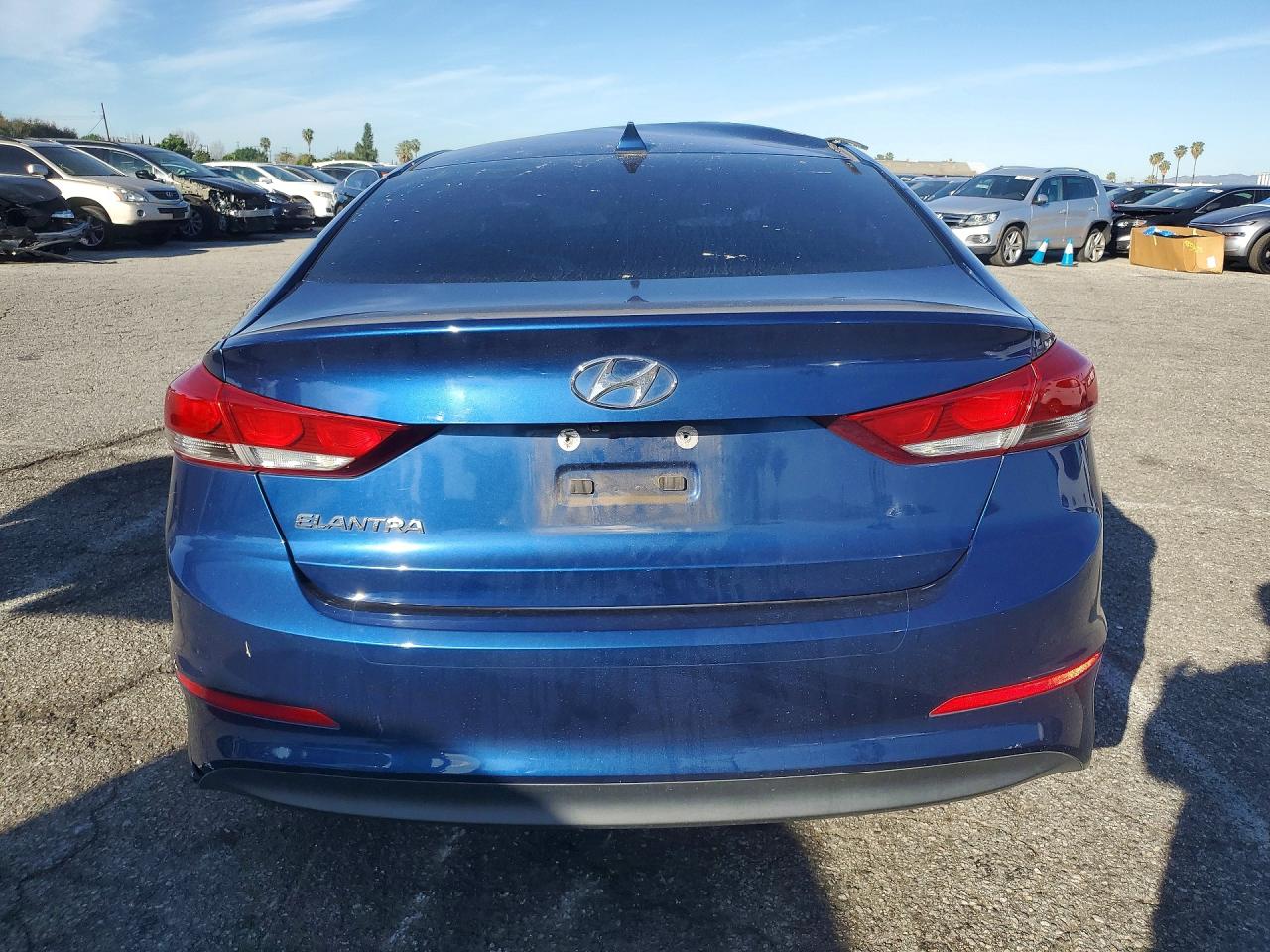 2018 HYUNDAI ELANTRA SEL photo 11