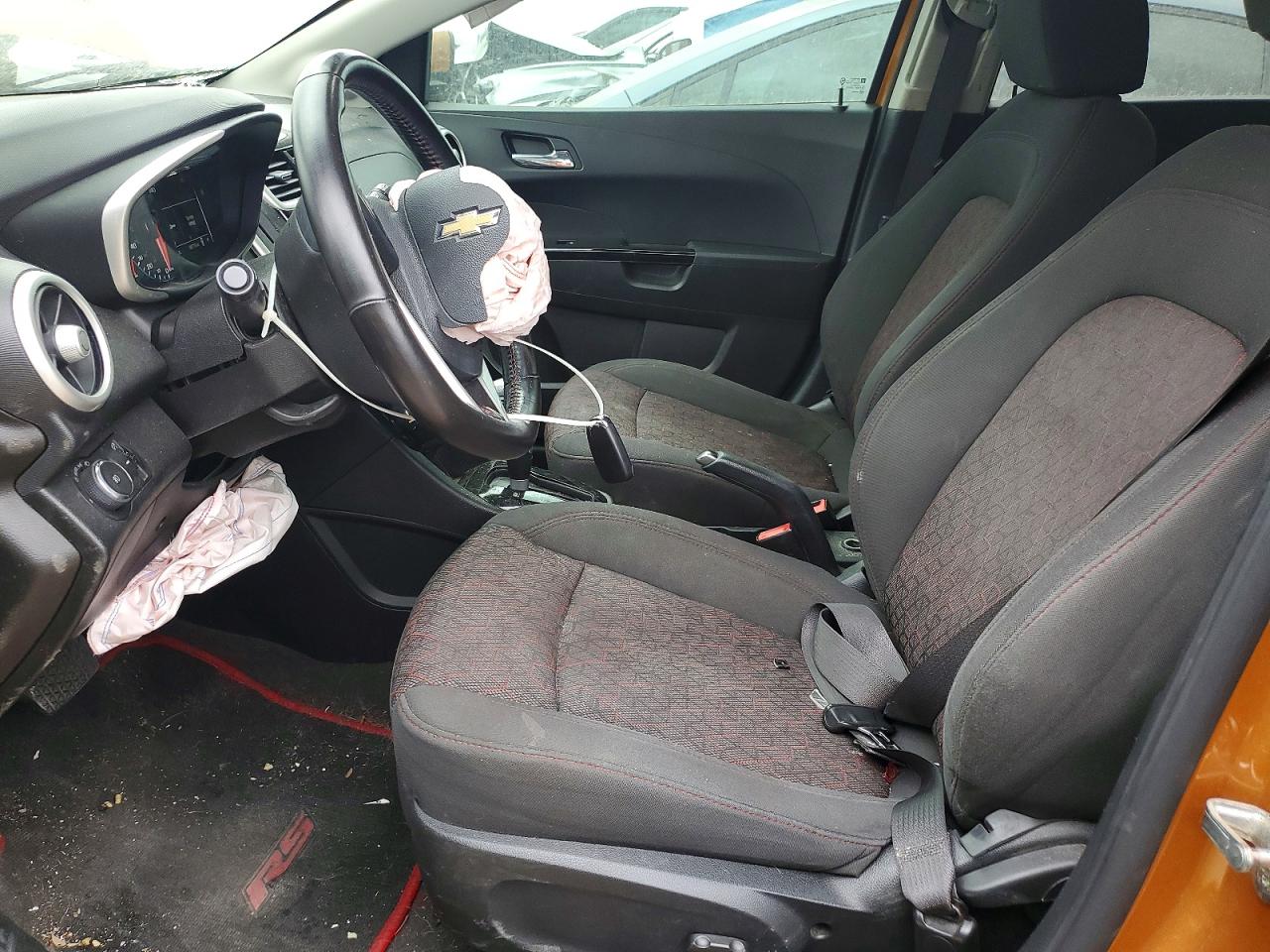2017 CHEVROLET SONIC LT photo 13