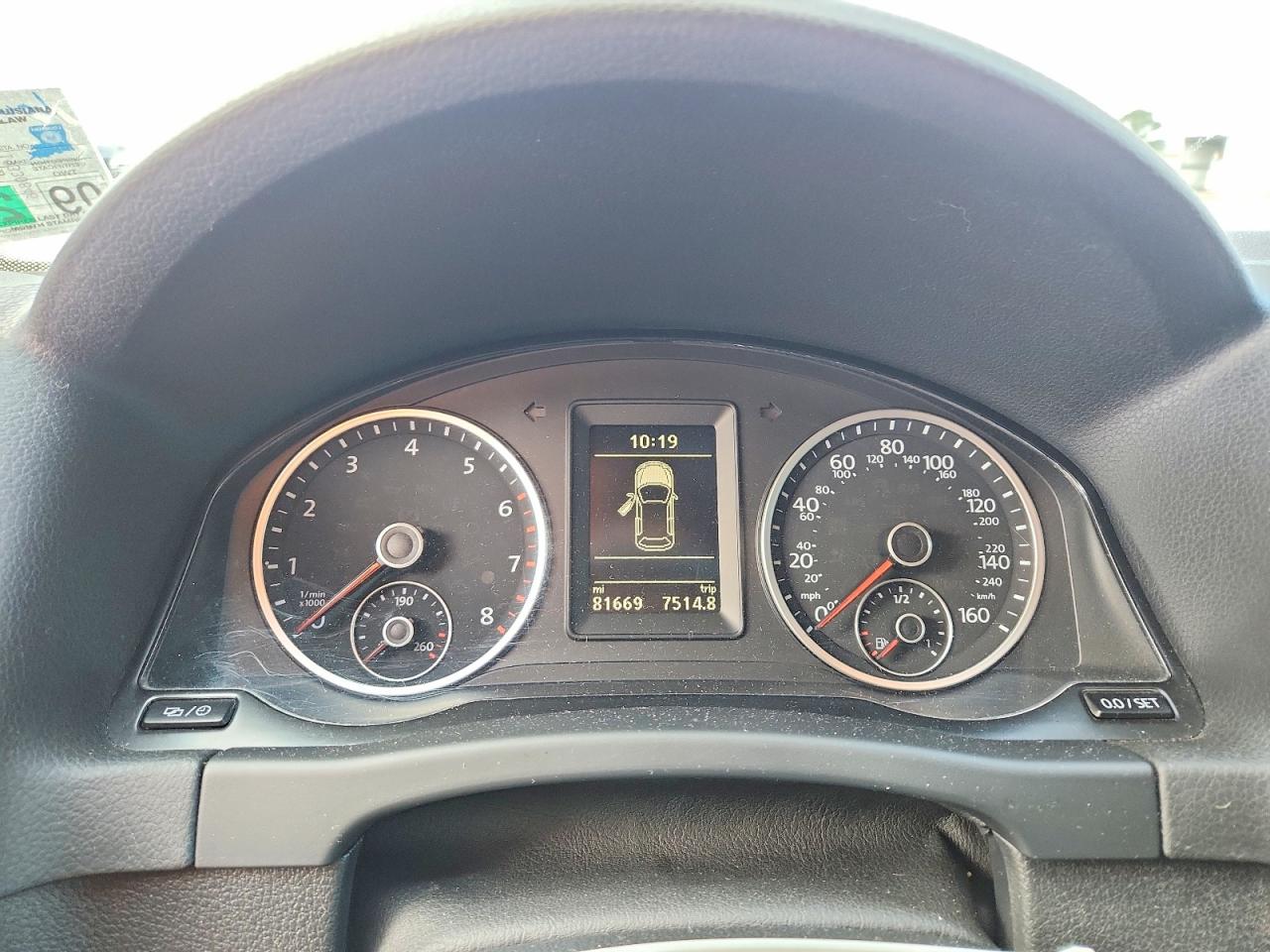 2017 VOLKSWAGEN TIGUAN S photo 9