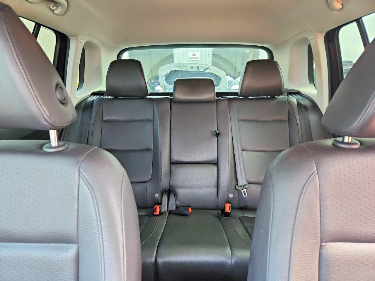 2017 VOLKSWAGEN TIGUAN S photo 10