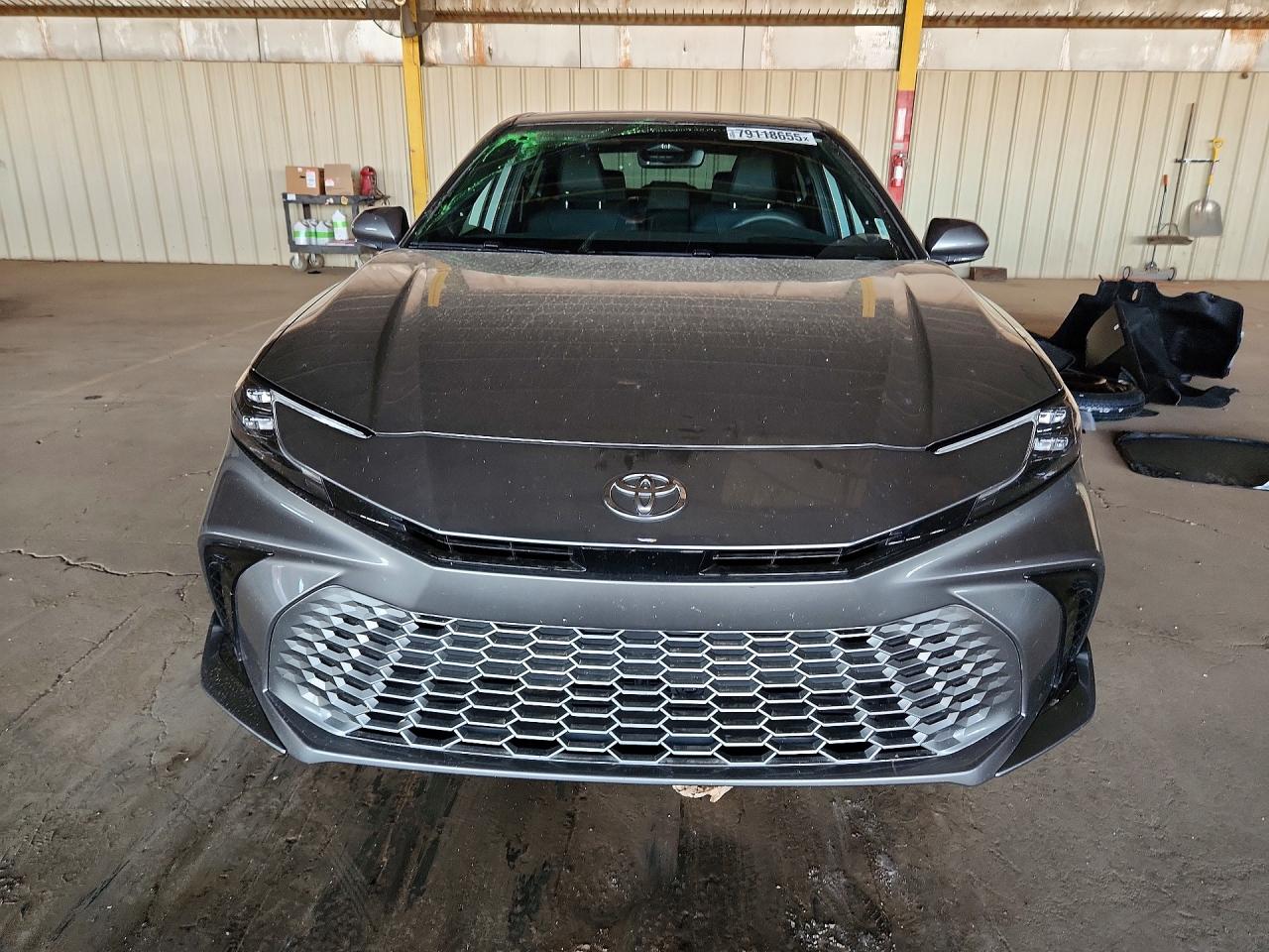 2025 TOYOTA CAMRY XSE photo 5