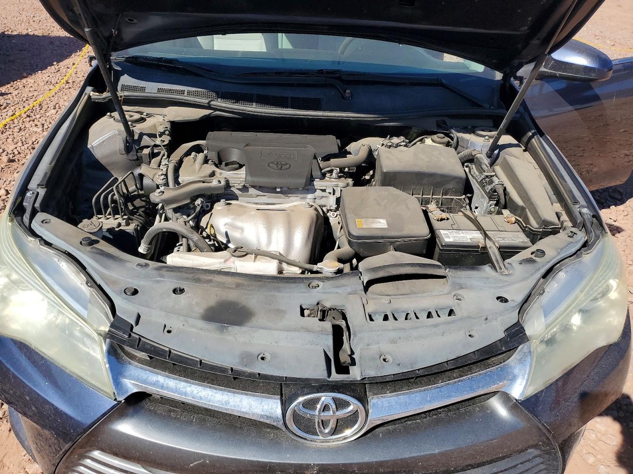 2016 TOYOTA CAMRY LE photo 21