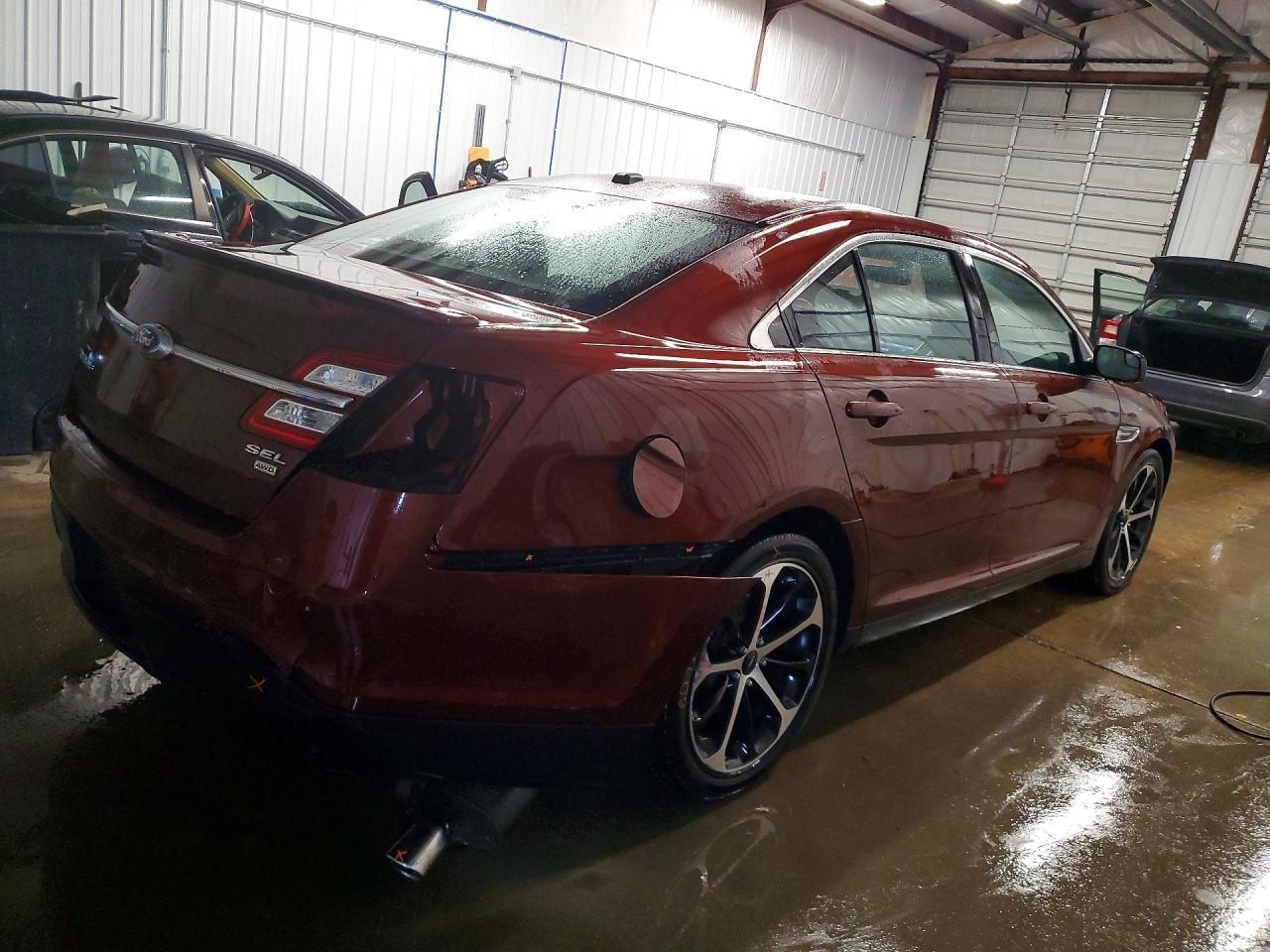 2015 FORD TAURUS SEL photo 5