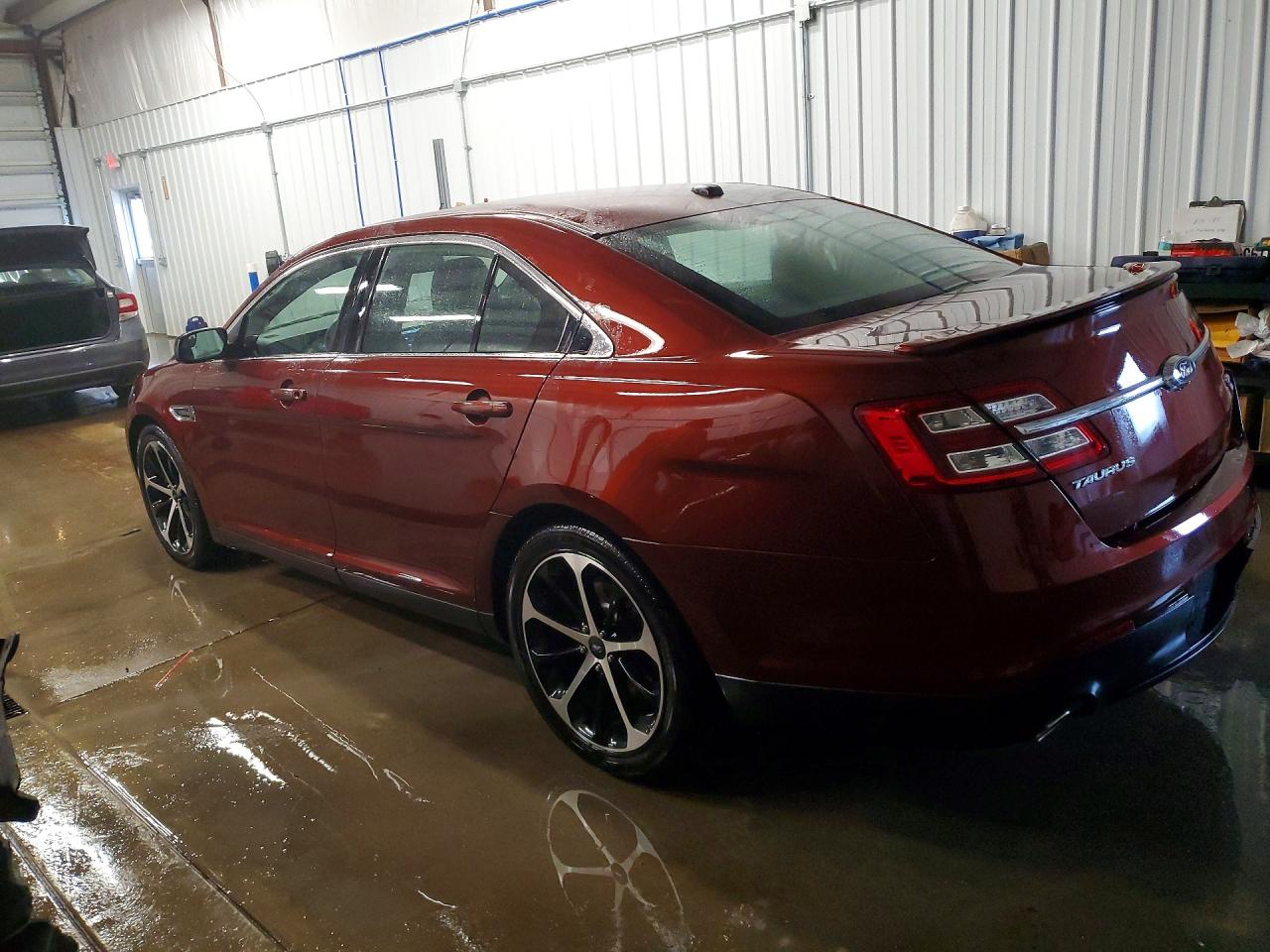 2015 FORD TAURUS SEL photo 3