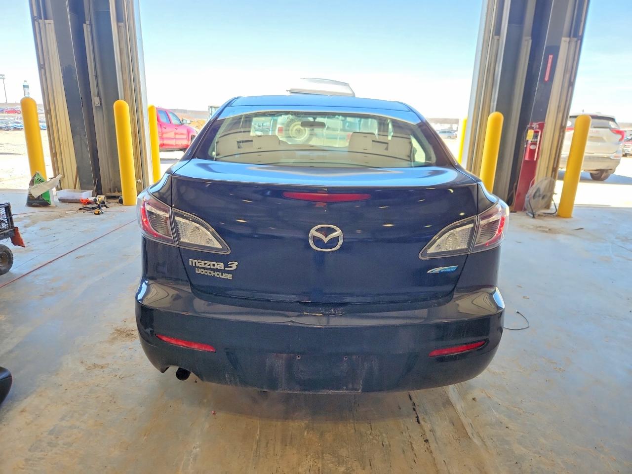 2013 MAZDA 3 I photo 6