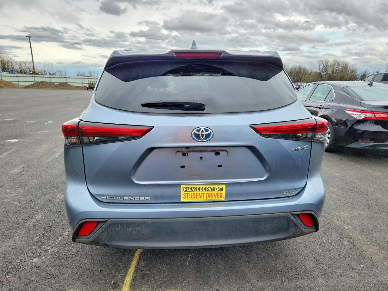 2022 TOYOTA HIGHLANDER HYBRID XLE photo 11