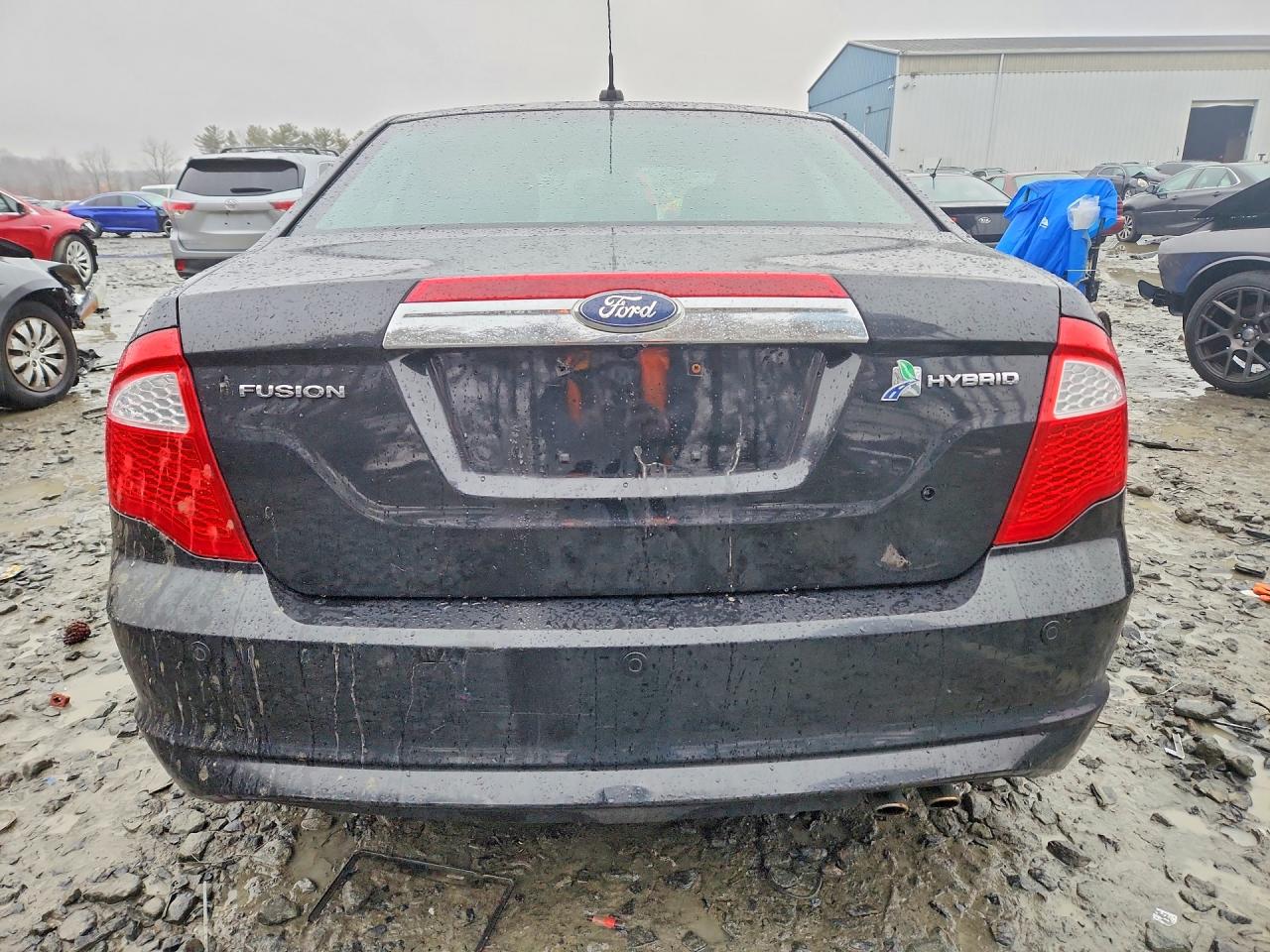 2011 FORD FUSION photo 11