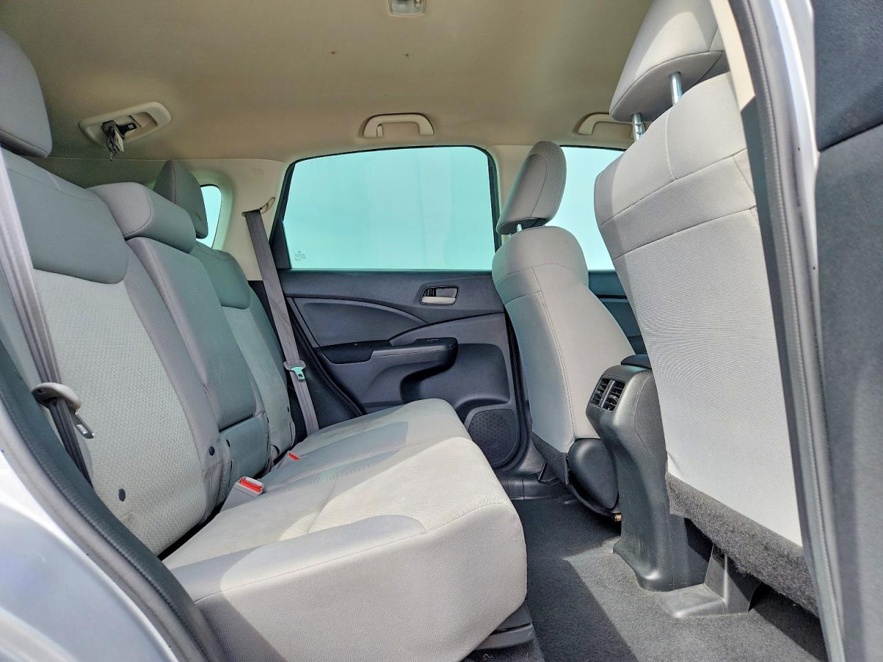 2016 HONDA CR-V LX photo 10