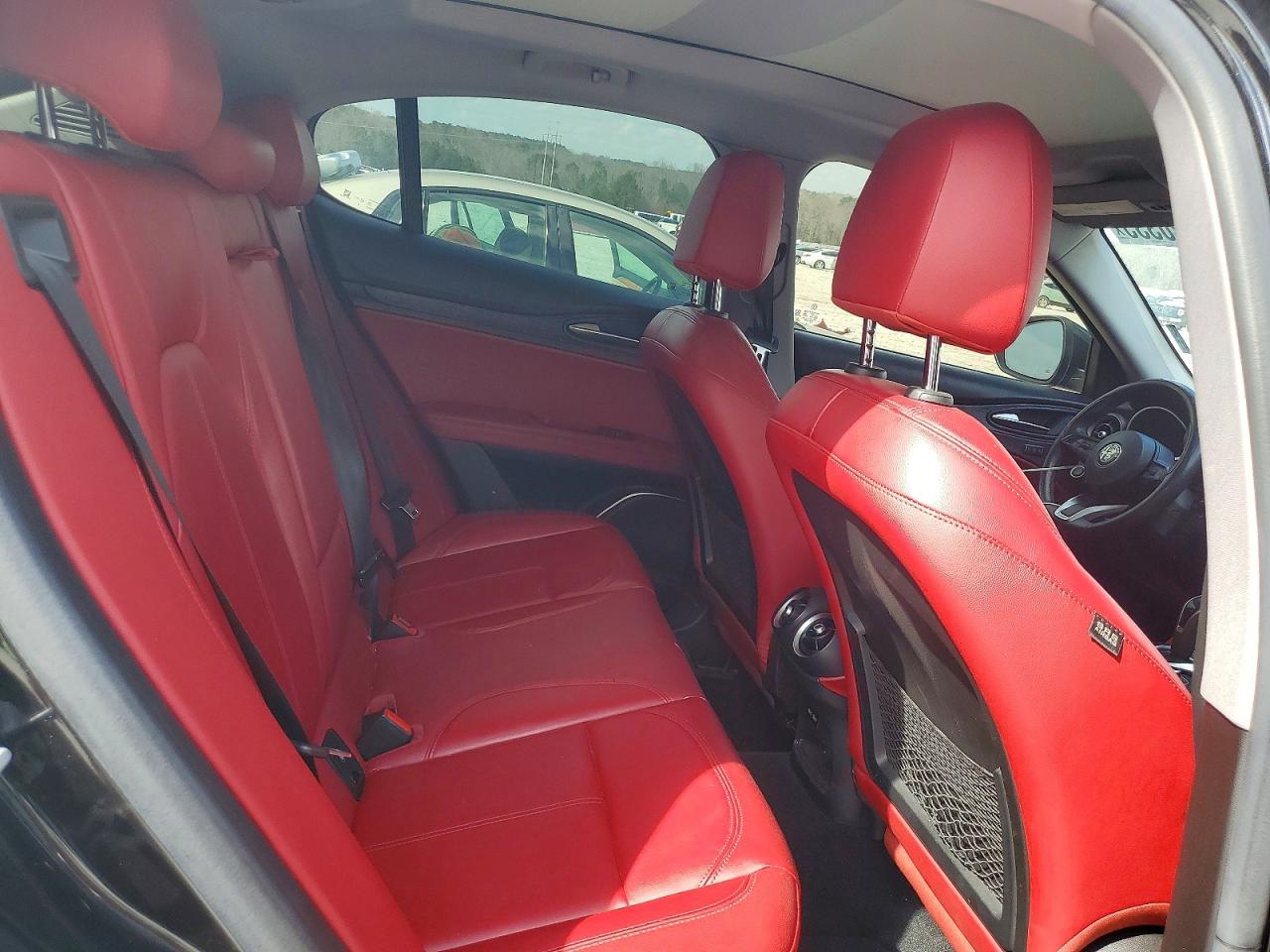 2021 ALFA ROMEO STELVIO SPORT photo 19
