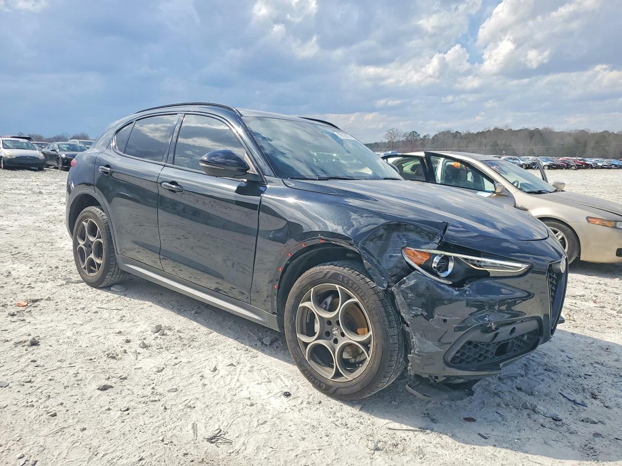 2021 ALFA ROMEO STELVIO SPORT photo 7