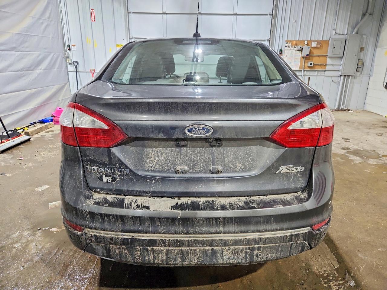 2015 FORD FIESTA TITANIUM photo 6