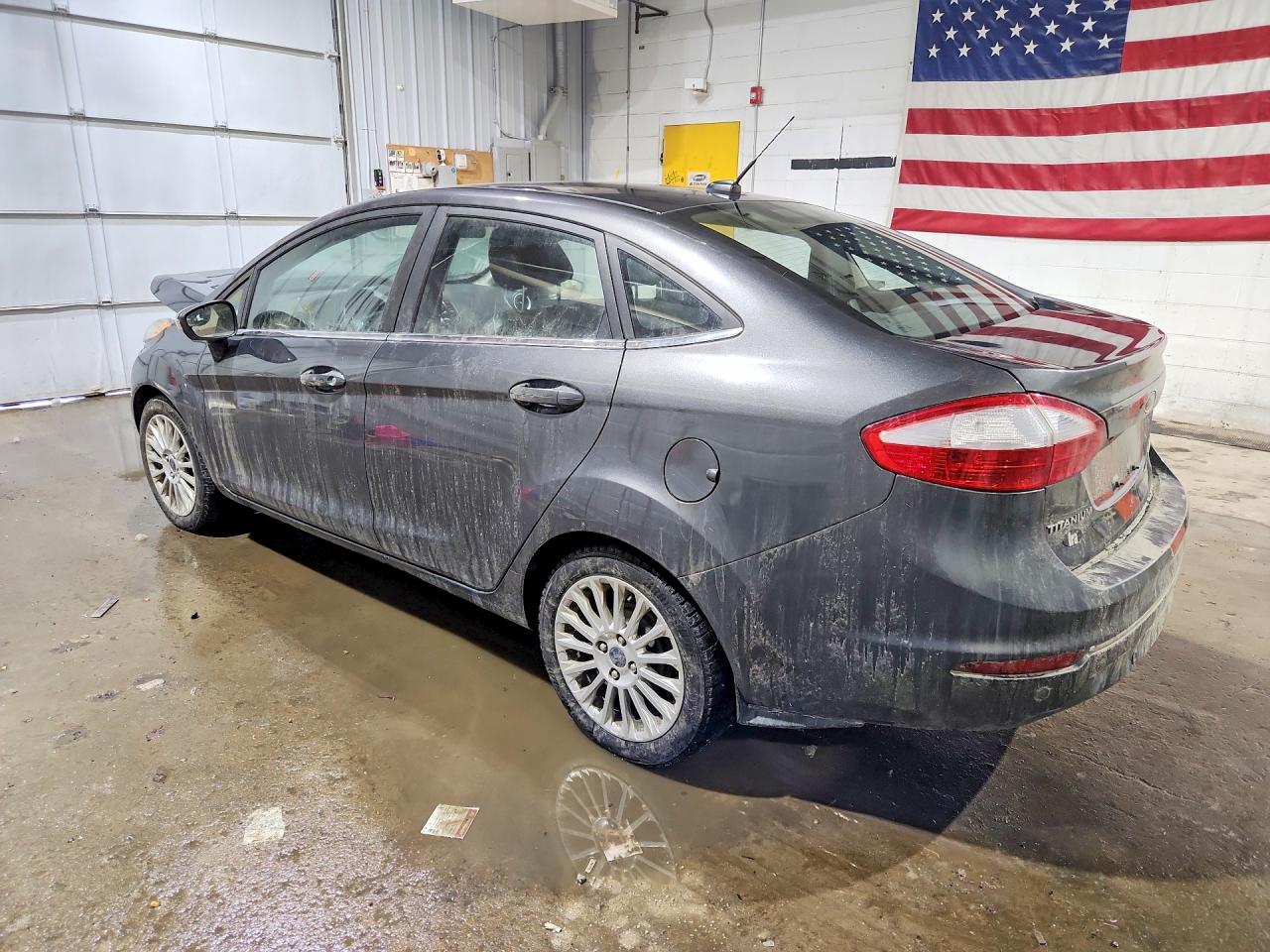 2015 FORD FIESTA TITANIUM photo 2