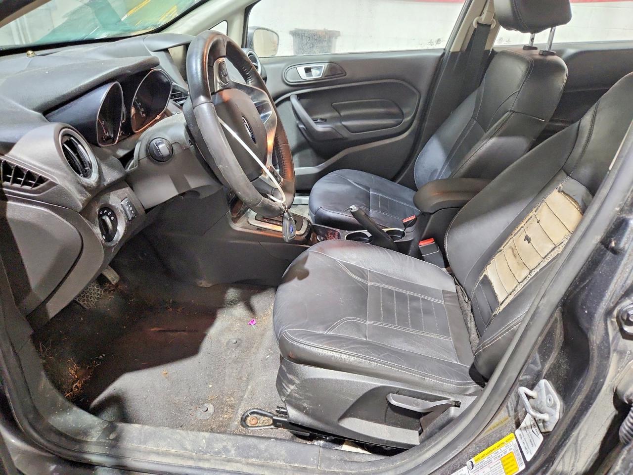 2015 FORD FIESTA TITANIUM photo 7
