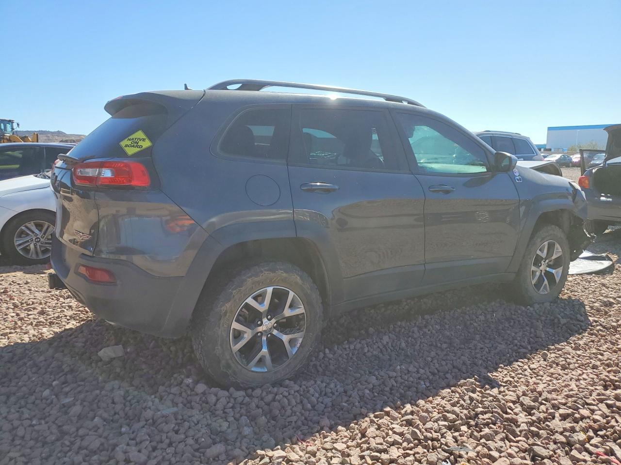 2016 JEEP CHEROKEE TRAILHAWK photo 5
