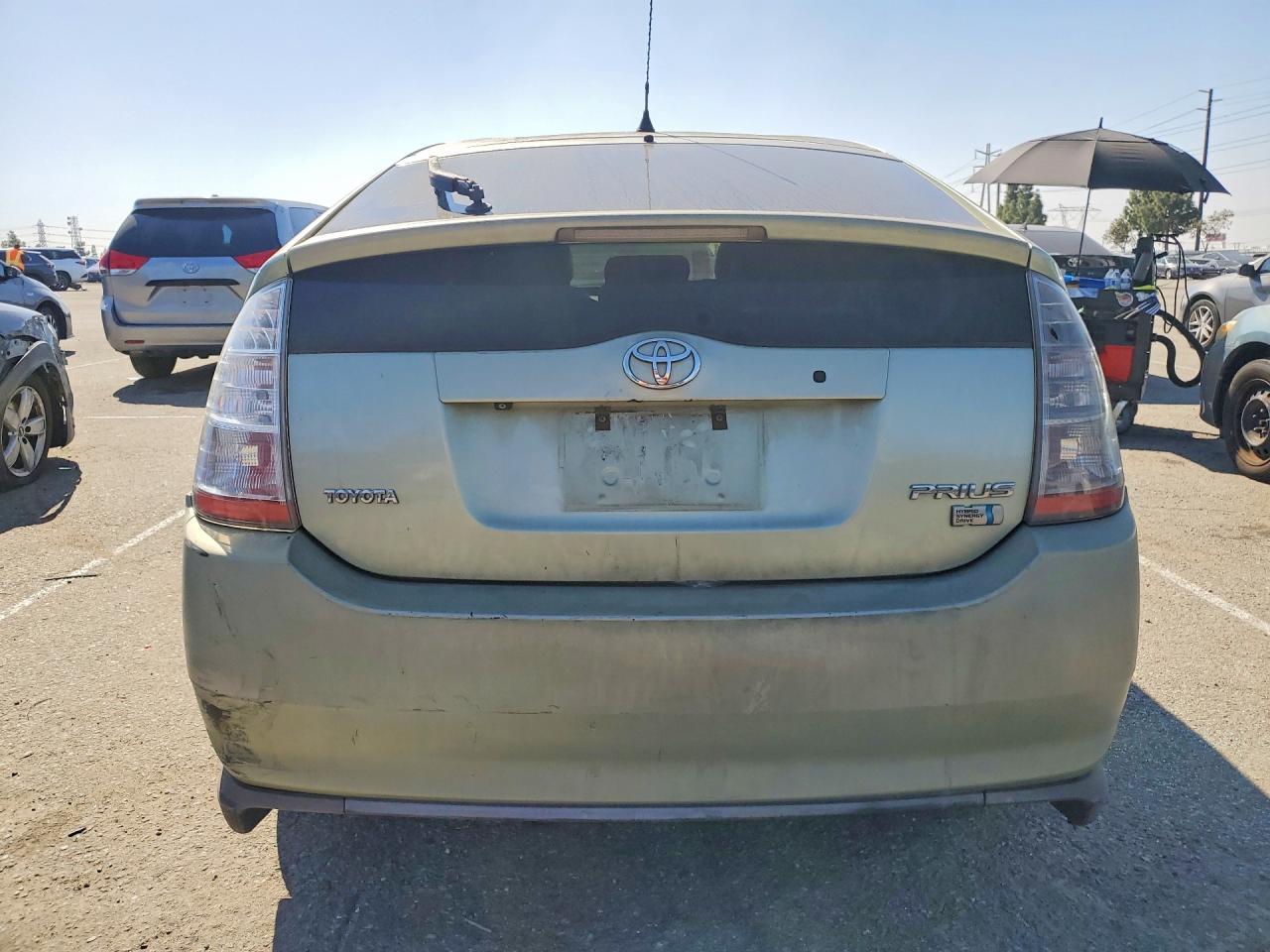 2007 TOYOTA PRIUS BASE photo 6