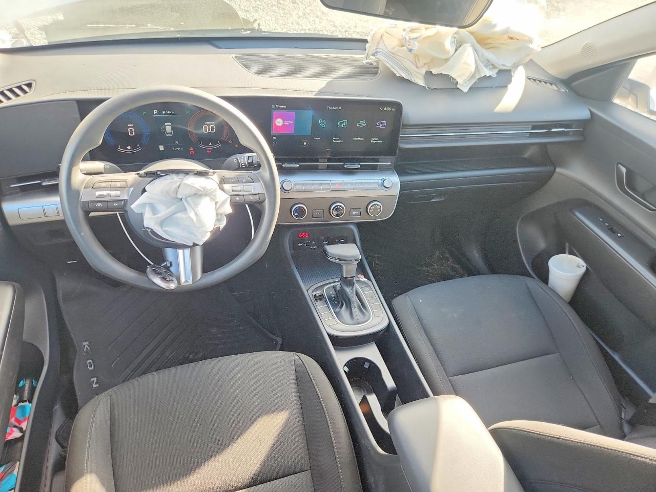 2025 HYUNDAI KONA SE photo 15