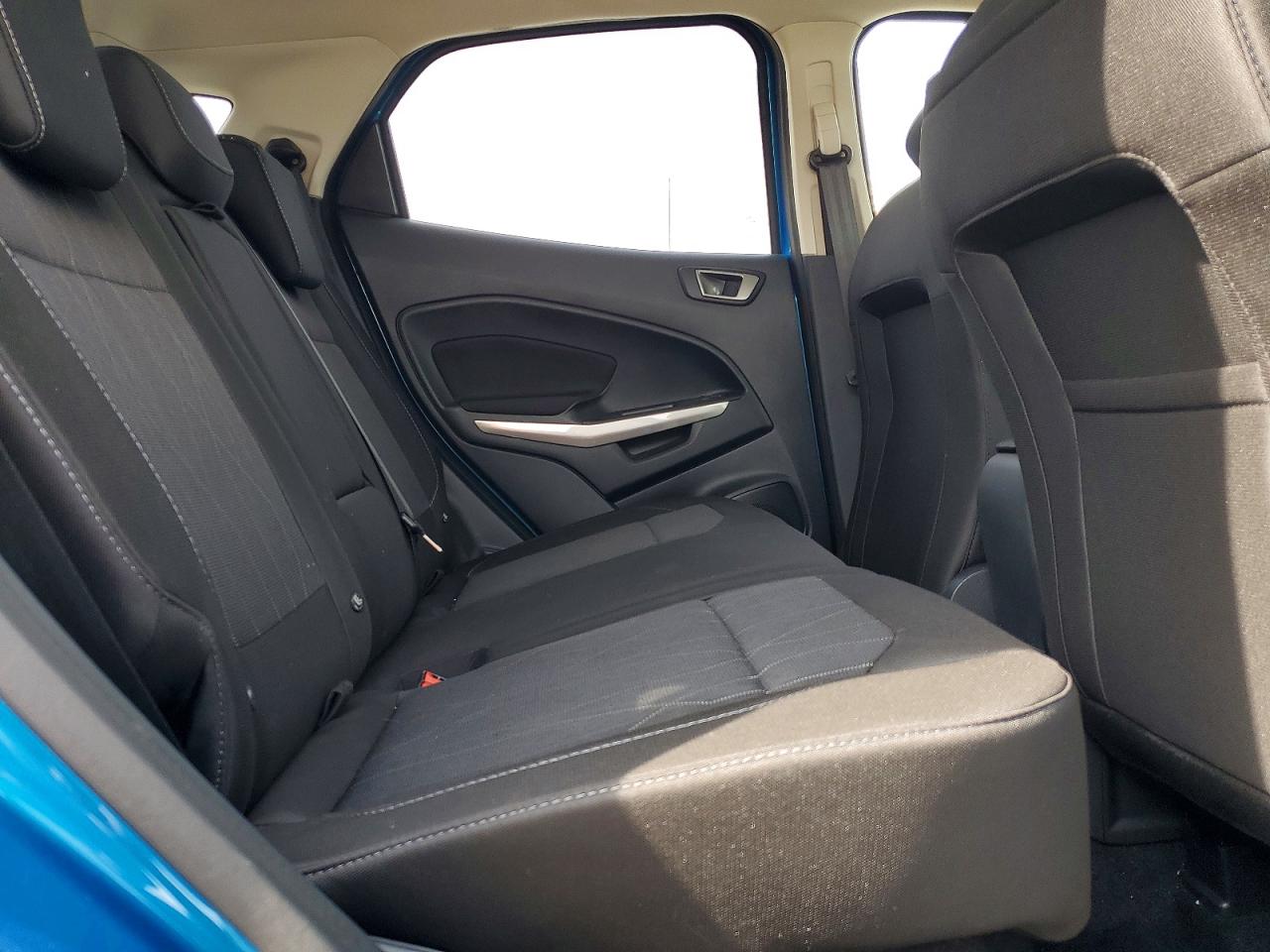 2020 FORD ECOSPORT SE photo 21