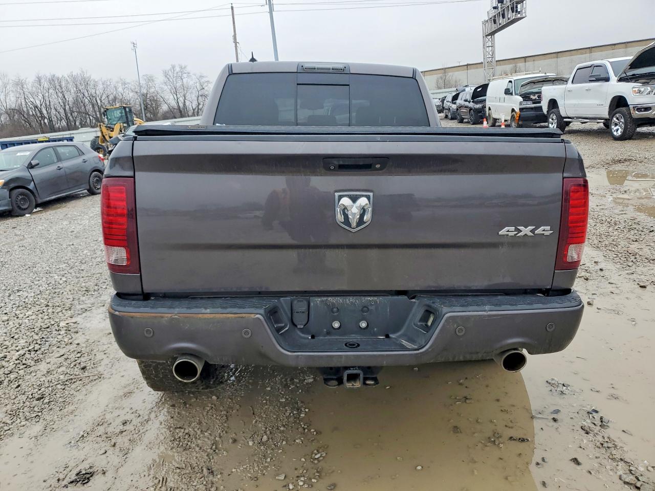 2015 RAM 1500 SPORT photo 11
