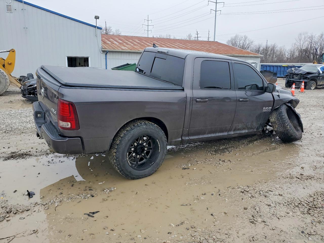 2015 RAM 1500 SPORT photo 5