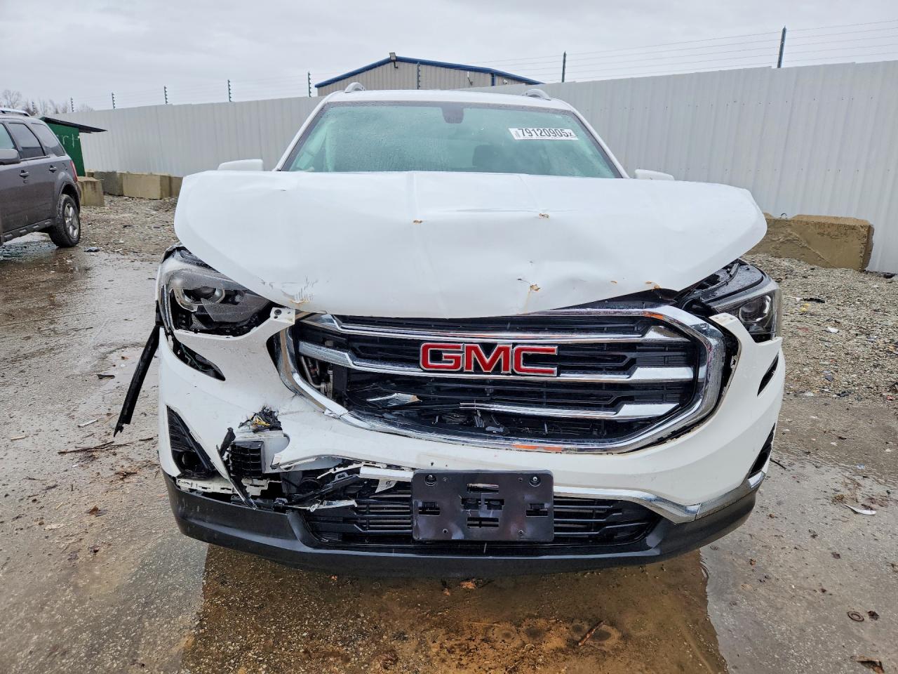 2019 GMC TERRAIN SLT photo 5