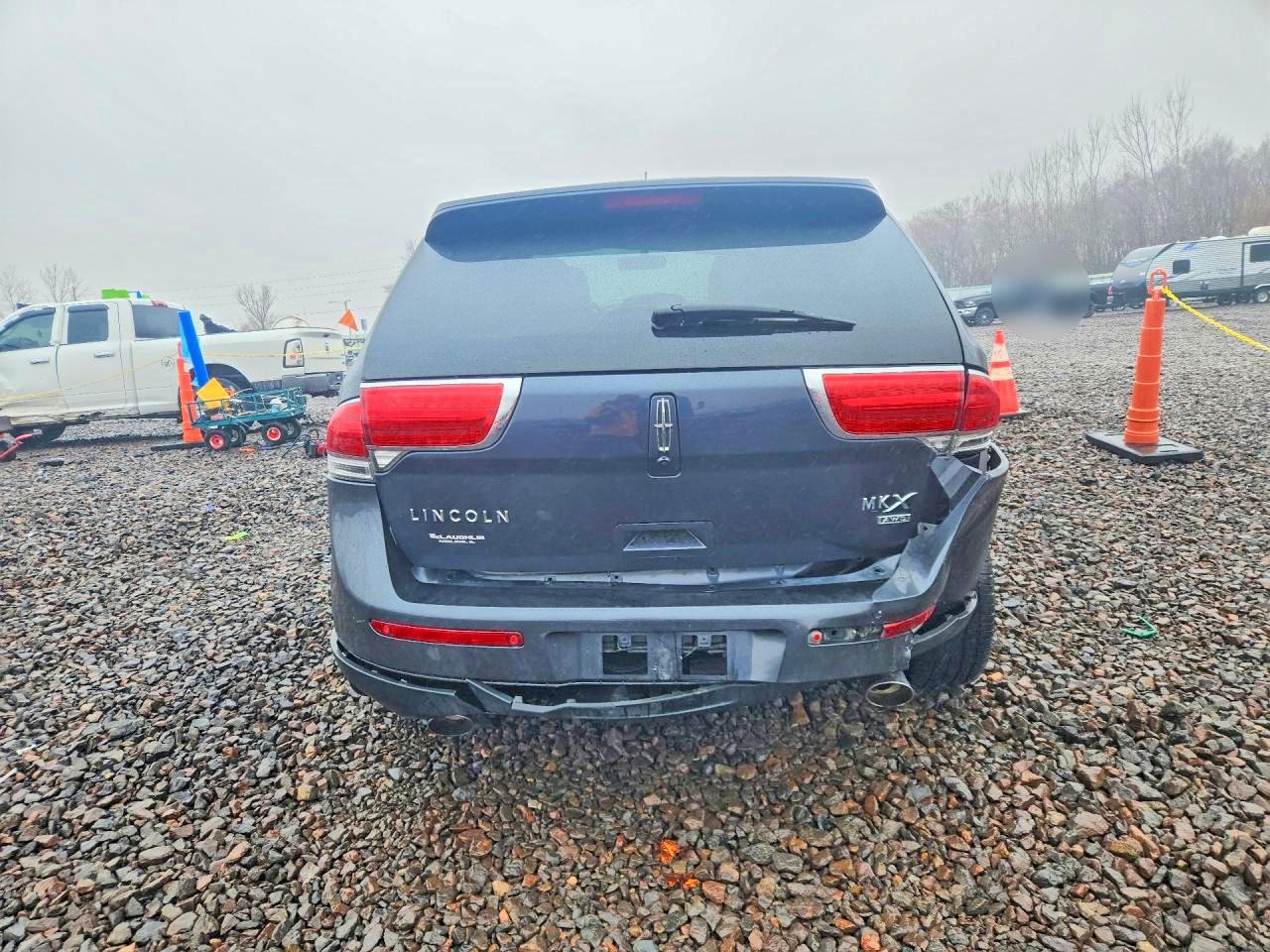 2014 LINCOLN TOWNHOUSE MKX photo 6