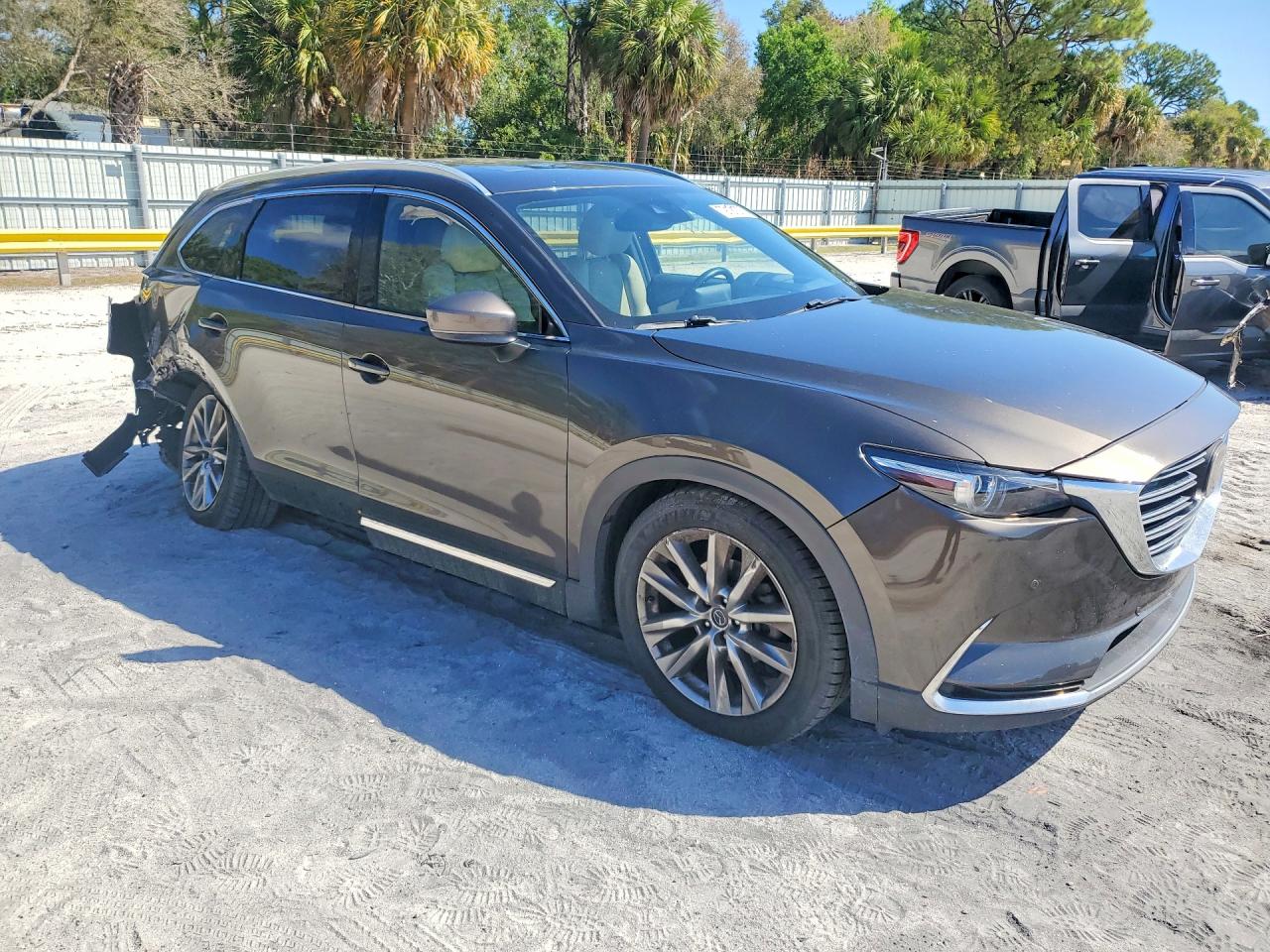 2018 MAZDA CX-9 GRAND TOURING photo 4
