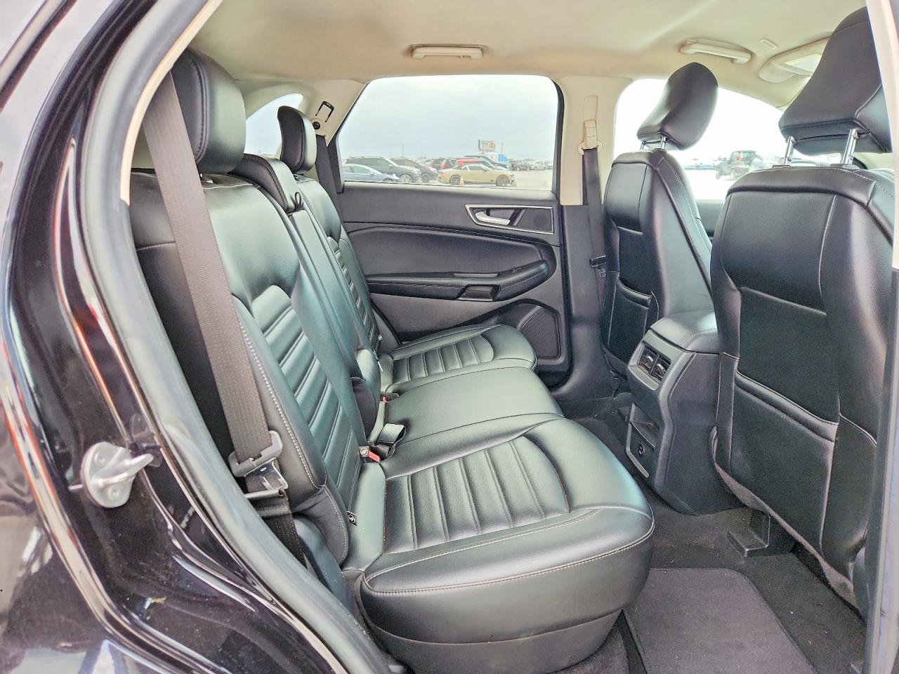 2021 FORD EDGE SEL photo 31
