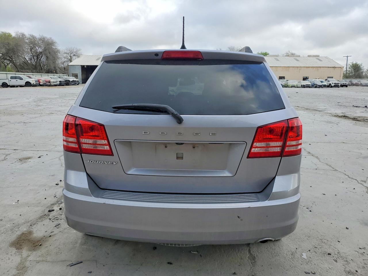 2018 DODGE JOURNEY SE photo 16
