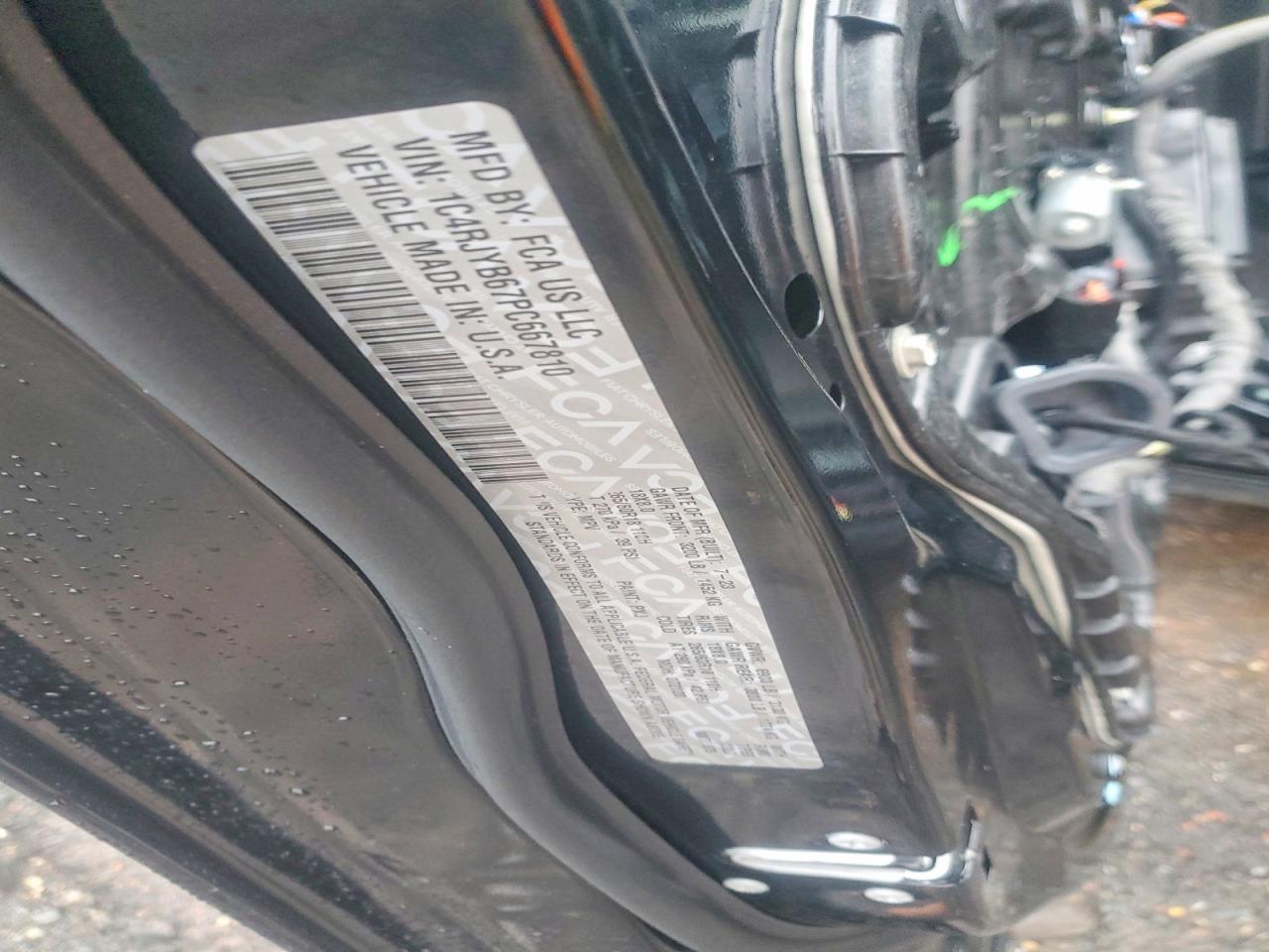 2023 JEEP GRAND CHEROKEE LIMITED 4XE photo 25