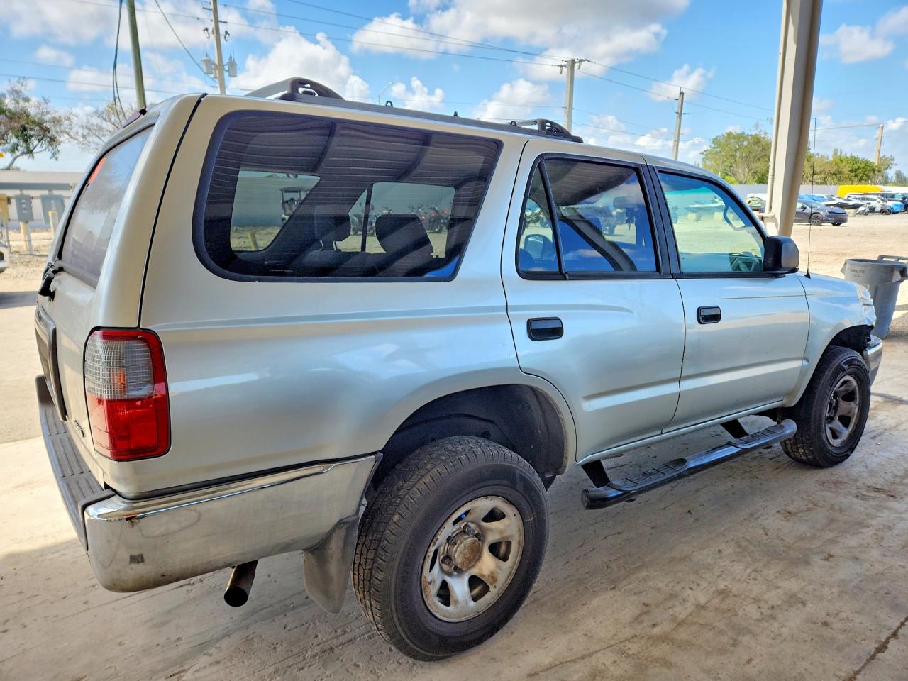 2000 TOYOTA 4RUNNER BASE photo 3