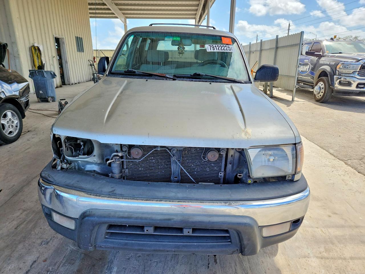 2000 TOYOTA 4RUNNER BASE photo 5