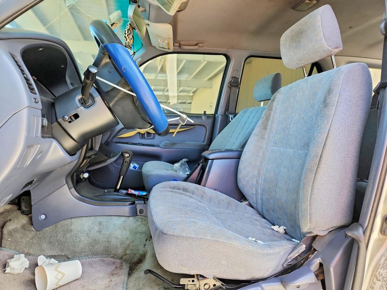 2000 TOYOTA 4RUNNER BASE photo 7