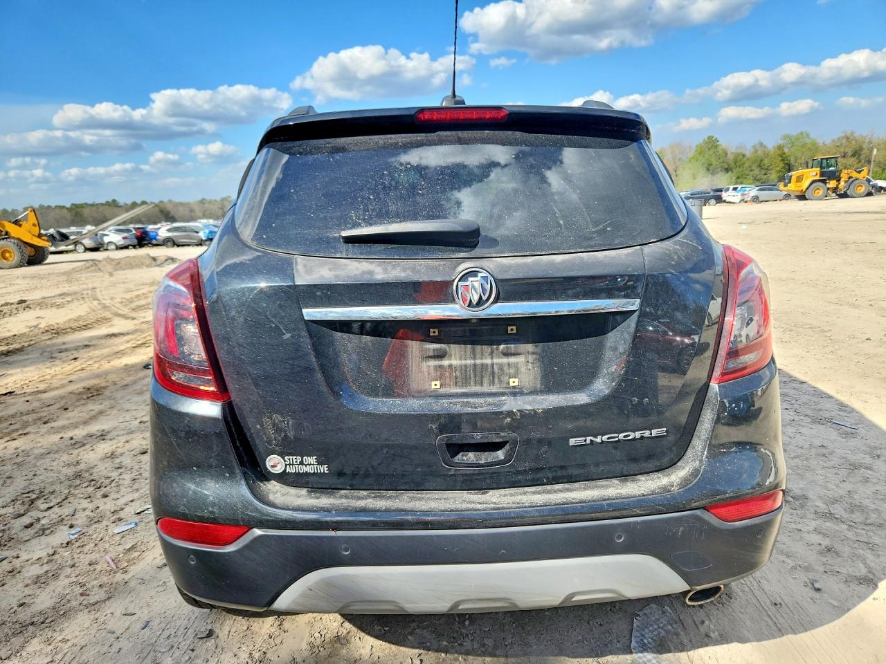 2019 BUICK ENCORE ESSENCE photo 6