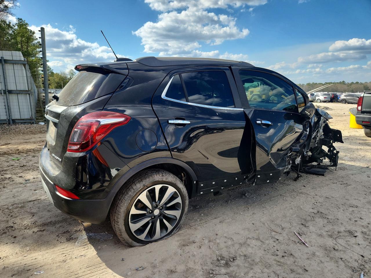 2019 BUICK ENCORE ESSENCE photo 3