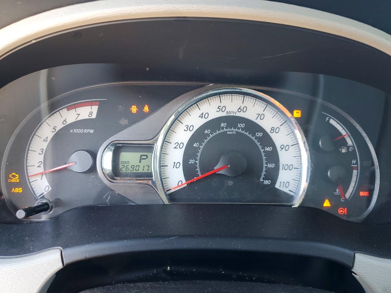 2014 TOYOTA SIENNA SE 8-PASSENGER photo 17