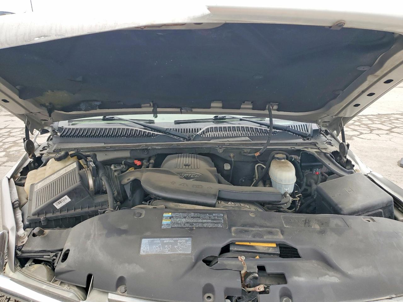 2004 CHEVROLET SUBURBAN K1500 photo 12
