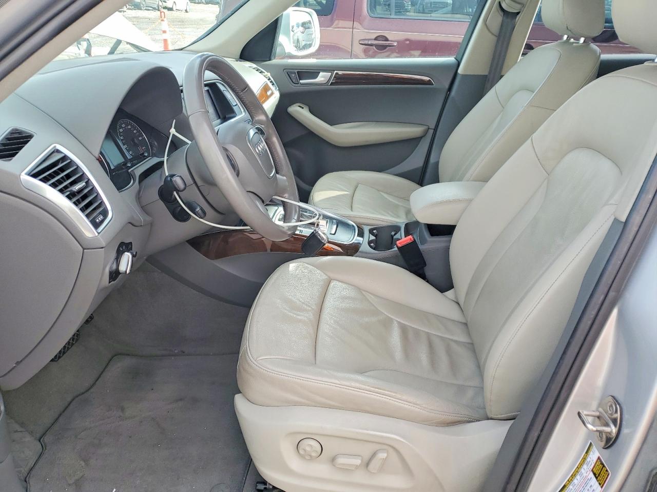 2010 AUDI Q5 PREMIUM PLUS photo 7