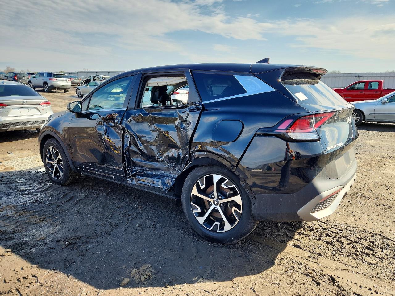 2023 KIA SPORTAGE EX photo 2