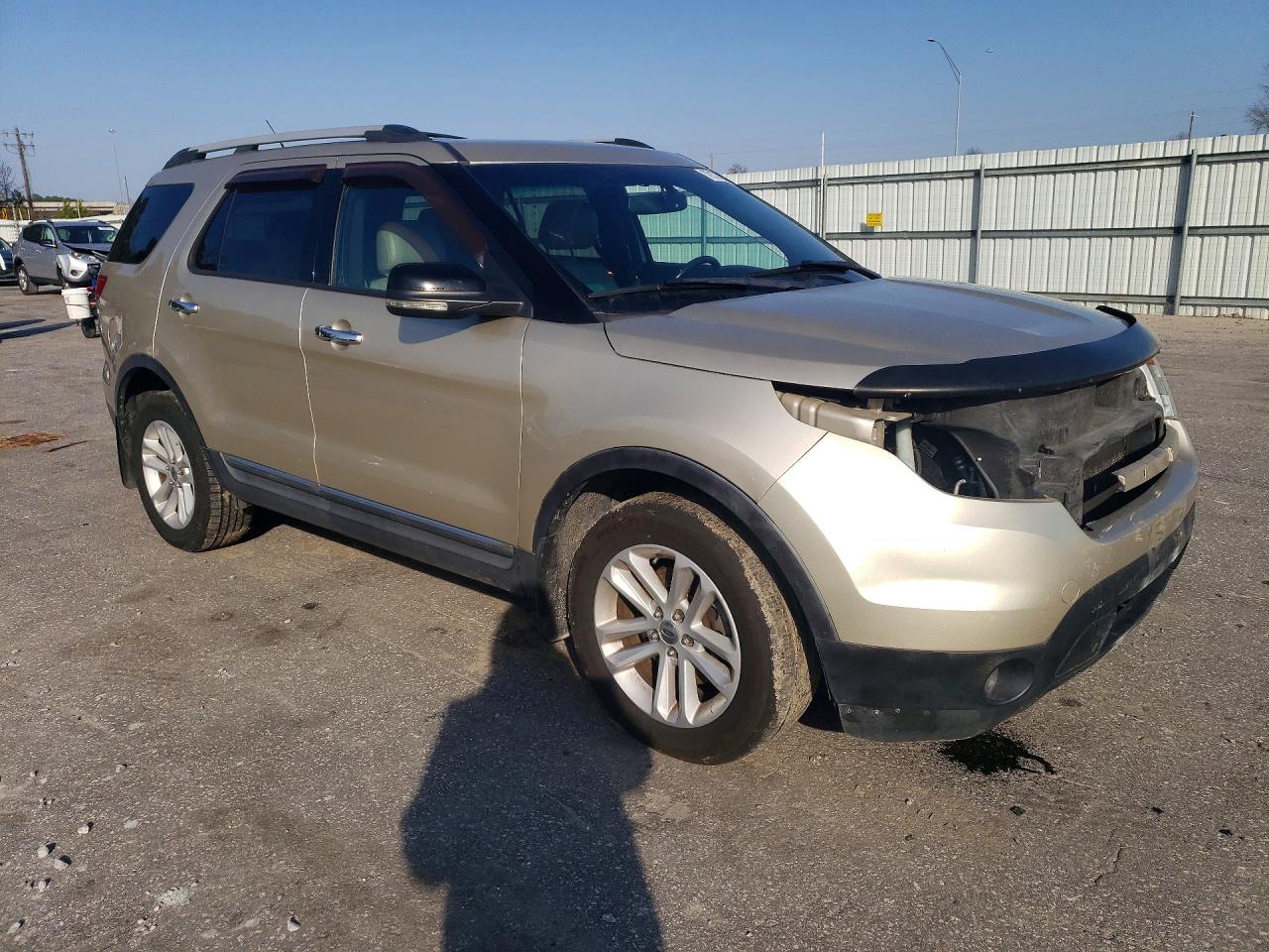 2011 FORD EXPLORER XLT photo 7