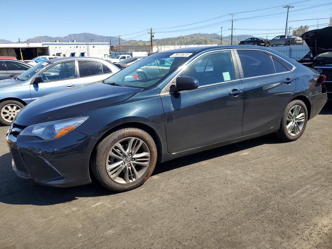 2016 TOYOTA CAMRY