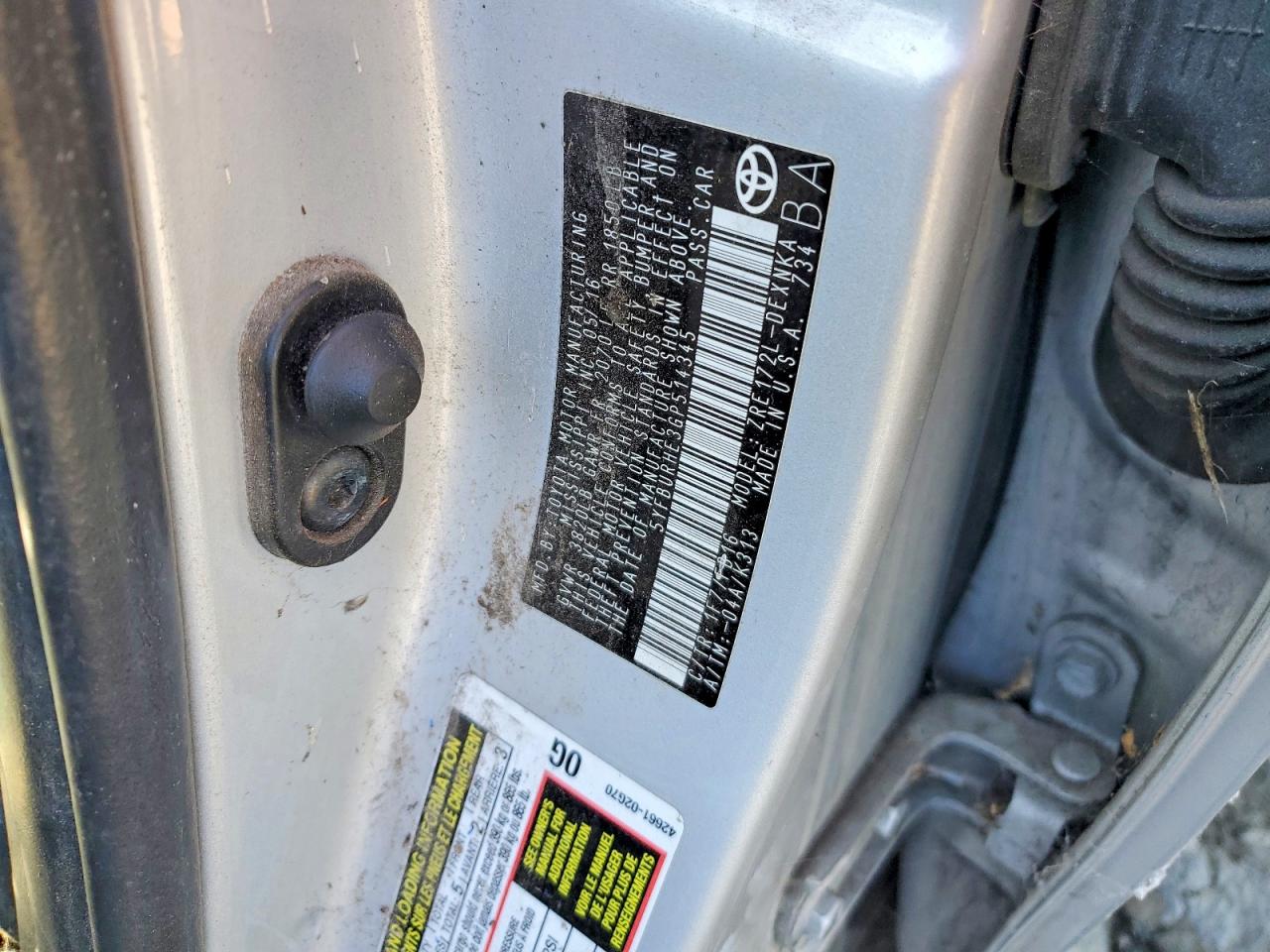 2016 TOYOTA COROLLA LE photo 12