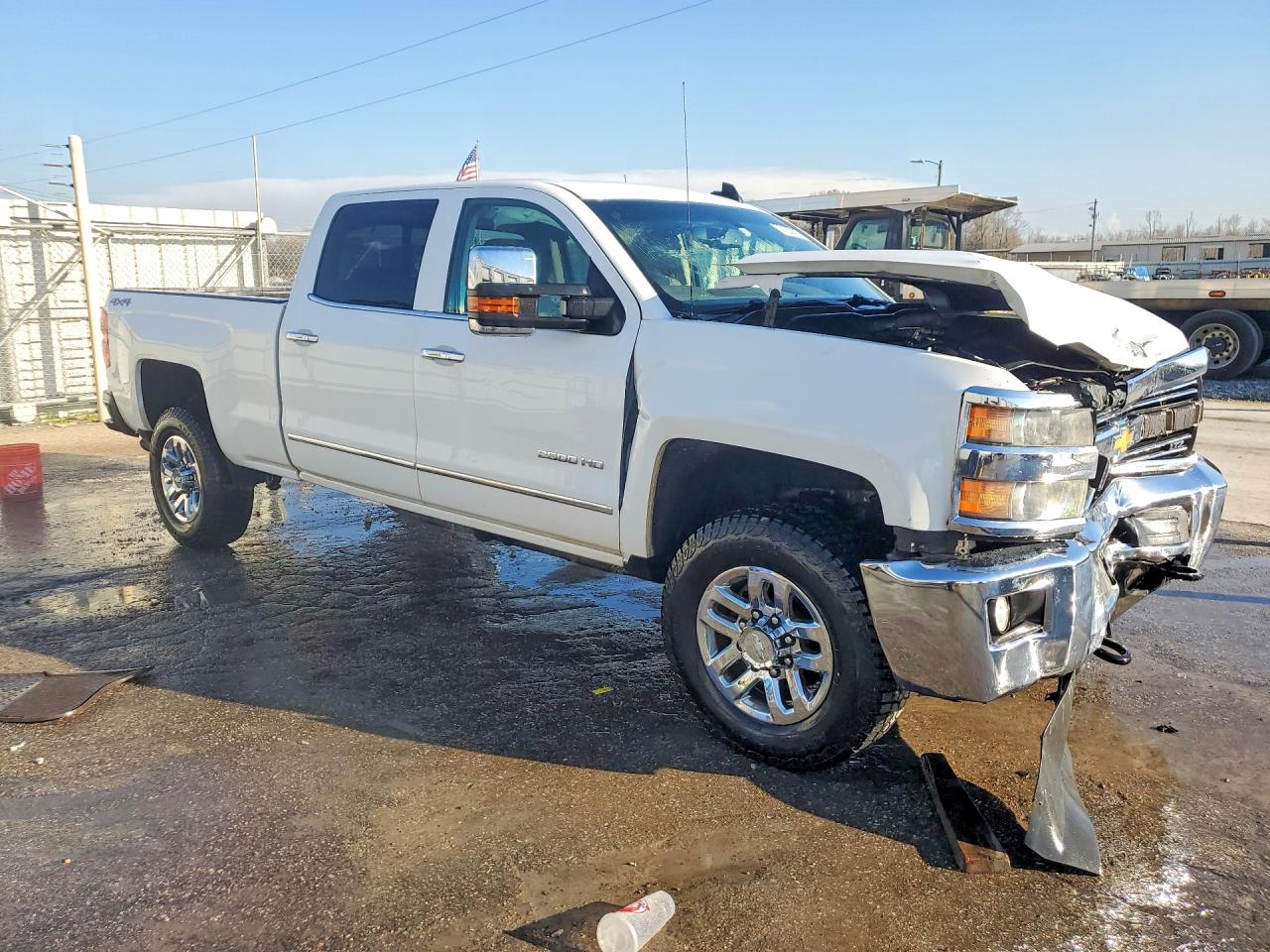 2015 CHEVROLET SILVERADO K2500 HEAVY DUTY LTZ photo 4