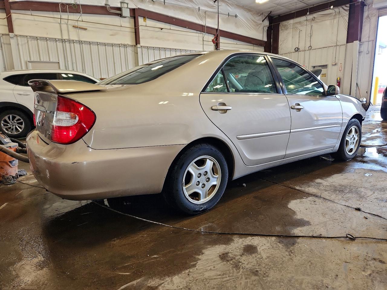 2003 TOYOTA CAMRY LE V6 photo 5